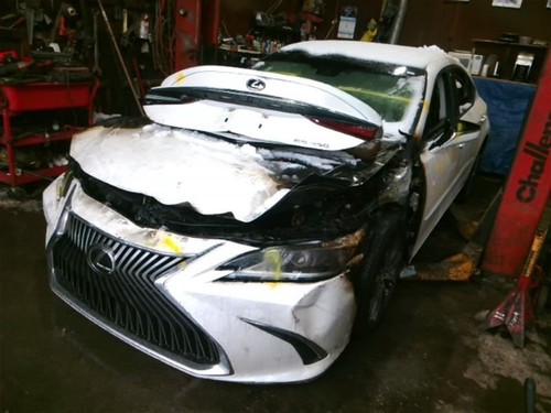 Chassis ECM Multiplex Network Body Control Fits 19 LEXUS ES350 804818 - Picture 8 of 12
