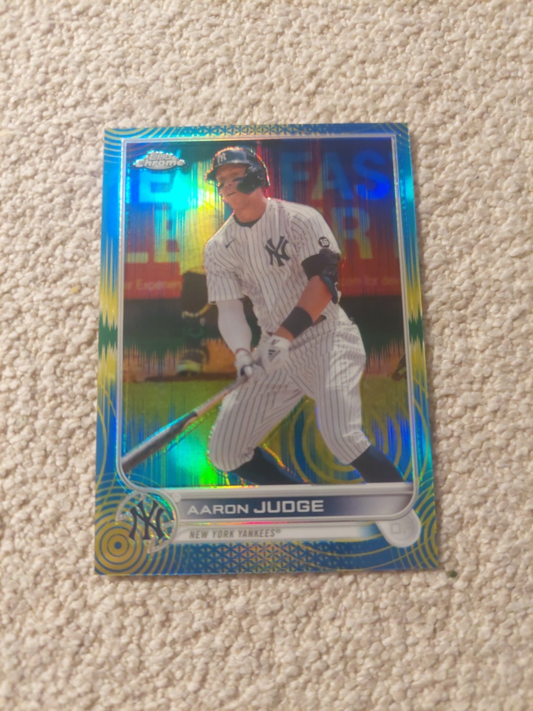 2022 Topps Chrome Sonic Aaron Judge #99  Blue Yellow Pulse /75