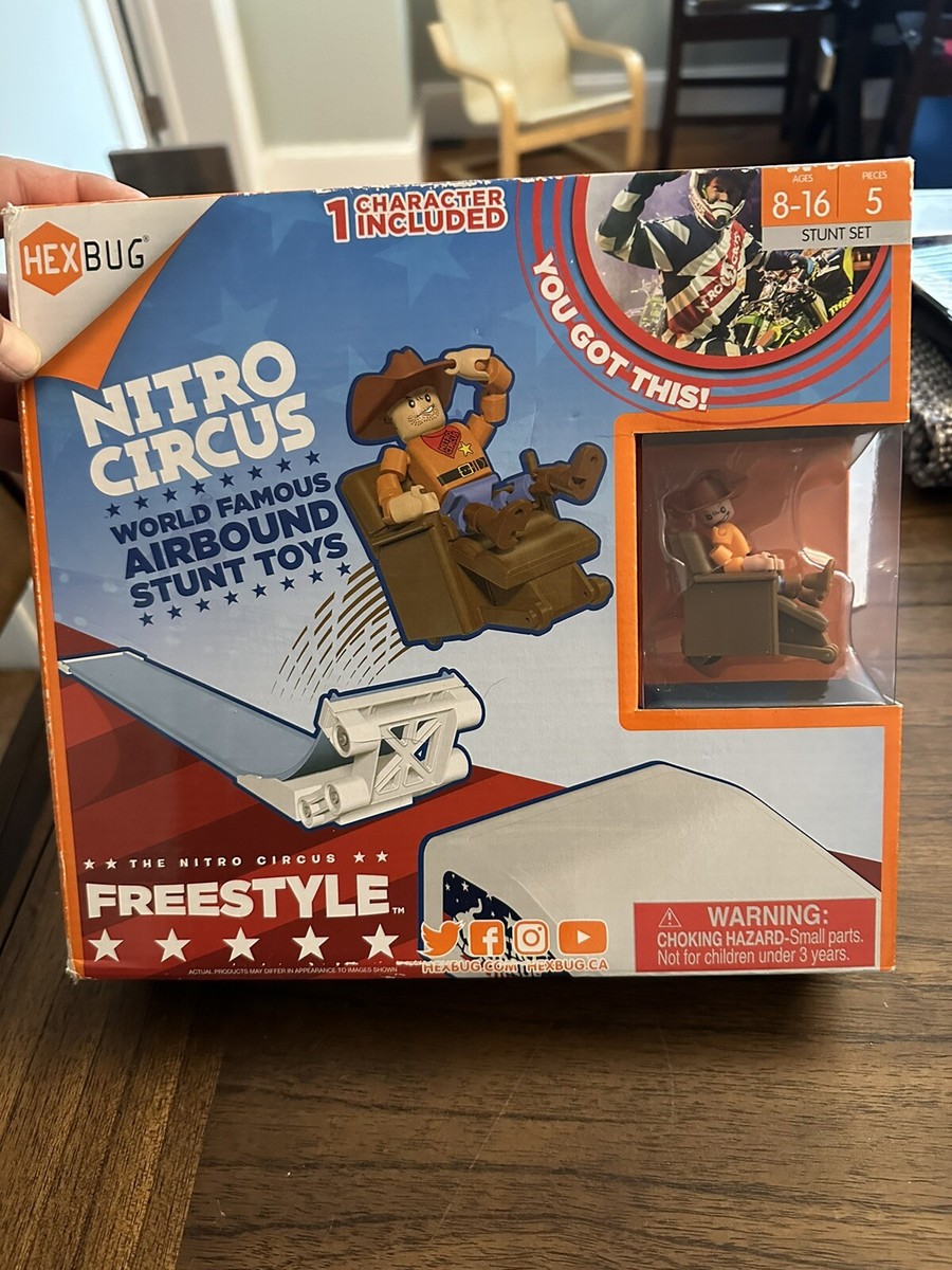 Hexbug Nitro Circus Freestyle Ramp Airbound Stunt Toys Playset Cowboy  Recliner