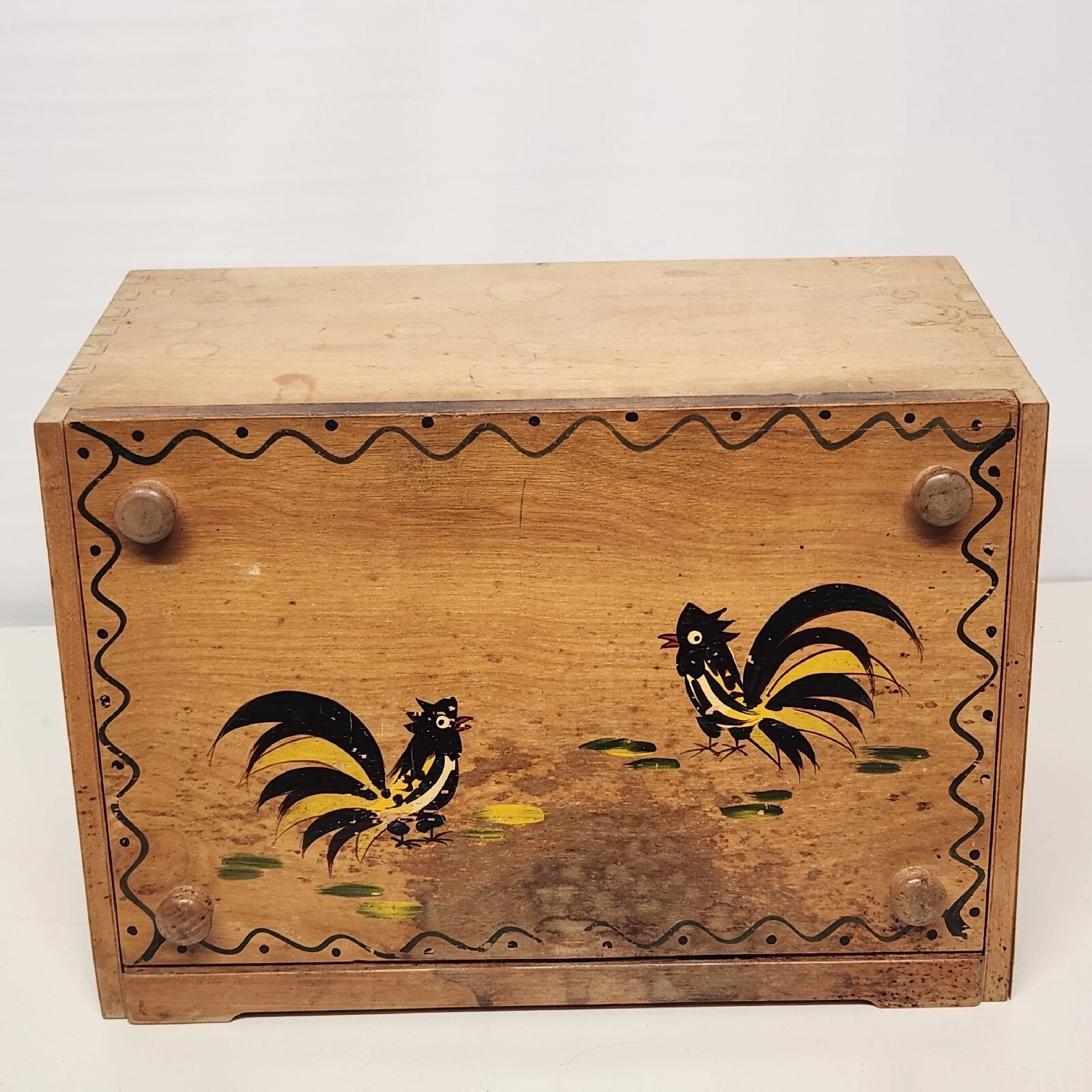 Wood Rooster Bread Box Cutting Board Farmhouse Kitchen Décor Storage Box 16"w
Opens in a new window