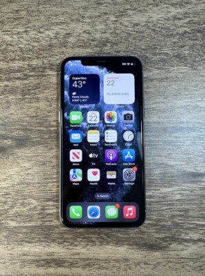 Apple iPhone 11 Pro Max - 64 GB - Silver (Unlocked) - Good