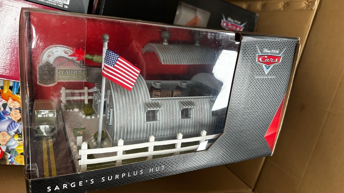 希少】Disney Pixar Cars Sarge's Surplus Hut Disney Cars Precision Series Sarge's Surplus Hut Boxed Unopened