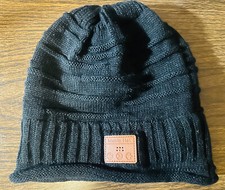 Bluetooth LED Beanie Hat with Music Speakers Mic Rechargeable CAP BRAND NEW