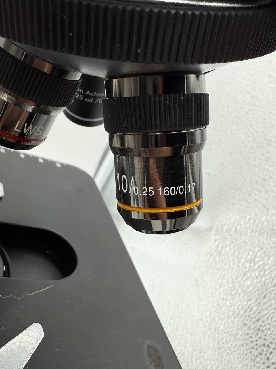 Omega Binocular Compound Microscope Tested & Working Labomed Lenses Carry Bag