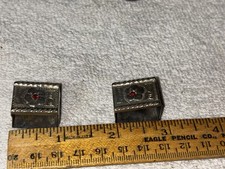 Pretty Vintage Flower Belt Keepers  Set Of 2  Silver Tone With Flowers