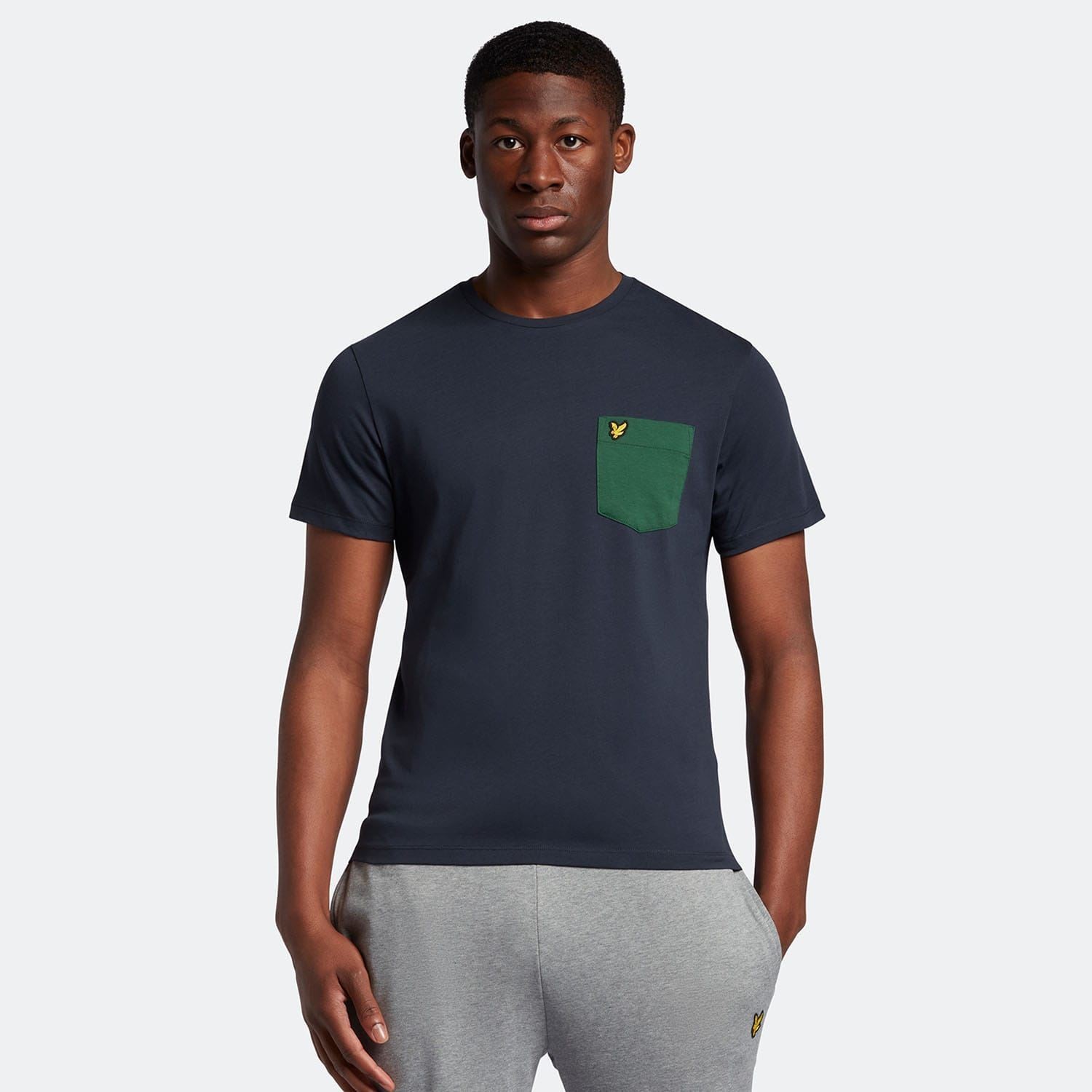 Футболка Херрена Лайла и Скотта из контрастного материала в Блау 6790₽