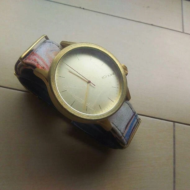 Reloj Pulsera KOMONO BASQUIAT COLLAB Cuero Unisex con Caja Excelente de Japón Foto 4 de 4