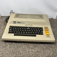 ATARI 800 Computer / For Parts or Repair READ