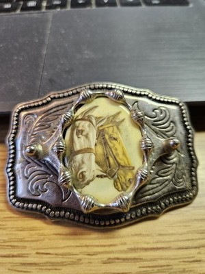 Beautiful Vintage Artisan Delicate Solid Brass Show Horse Head Belt Buckle? Vintage Solid Brass Racing Horse Head Belt Buckle With Chain  main image 2