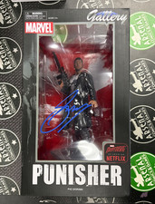 Punisher Marvel Diamond Select Netflix Diorama figure Signed Gerry Conway w/COA