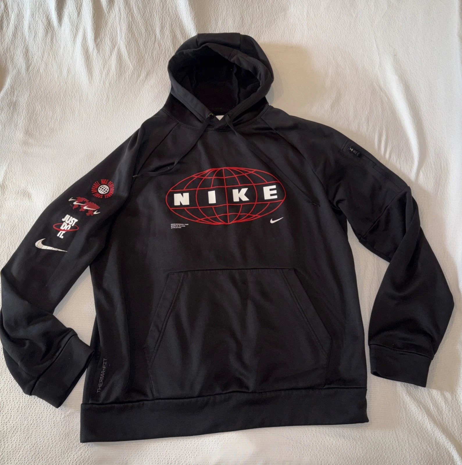 Nike Therma Dri-Fit Hoodie Mens Medium Black Red Graphic Logos