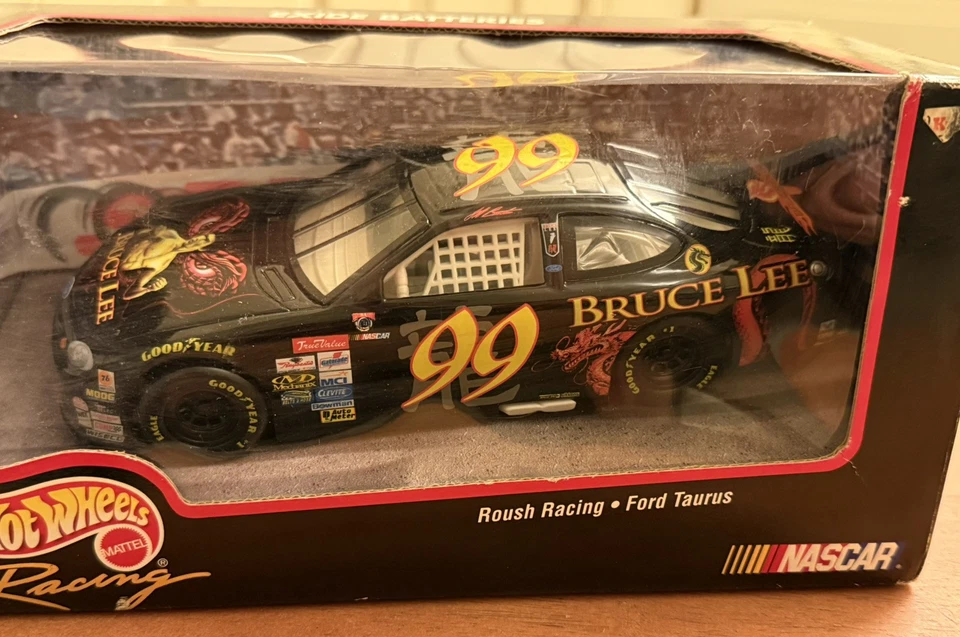 Hot Wheels Racing NASCAR 1/24 DIECAST JEFF BURTON #99 BRUCE LEE FORD NUEVO 1998 Foto 2 de 4
