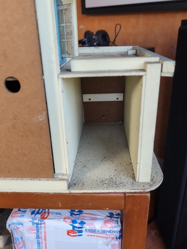 Vintage /Antique.GeeBee Toys.Dolls House. Unfurnished K652 - Picture 16 of 21