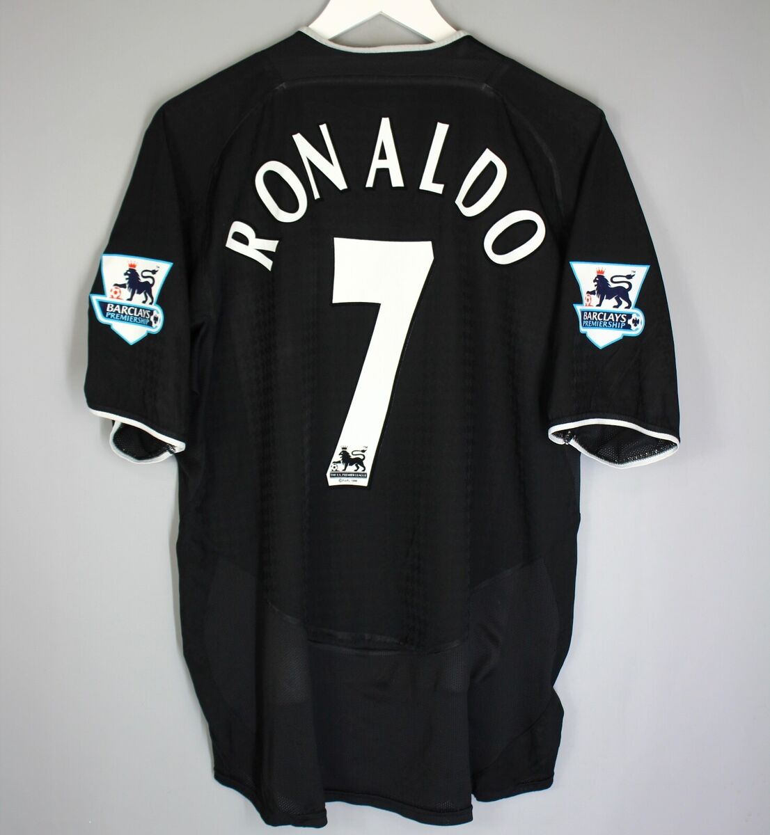 MANCHESTER UNITED 2003/2004/2005 AWAY JERSEY SHIRT NIKE MANCHESTER UNITED 2003/2004/2005 AWAY JERSEY SHIRT NIKE