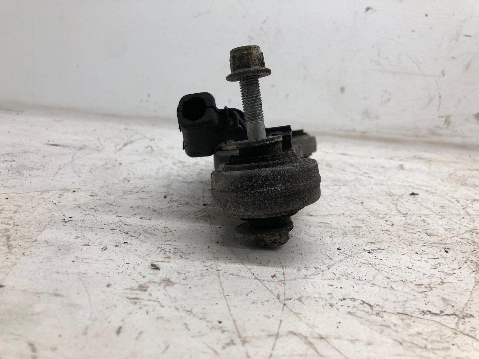 2009-2011 BENTLEY CONTINENTAL LEFT DRIVER REAR UPPER TRAILING CONTROL ARM OEM