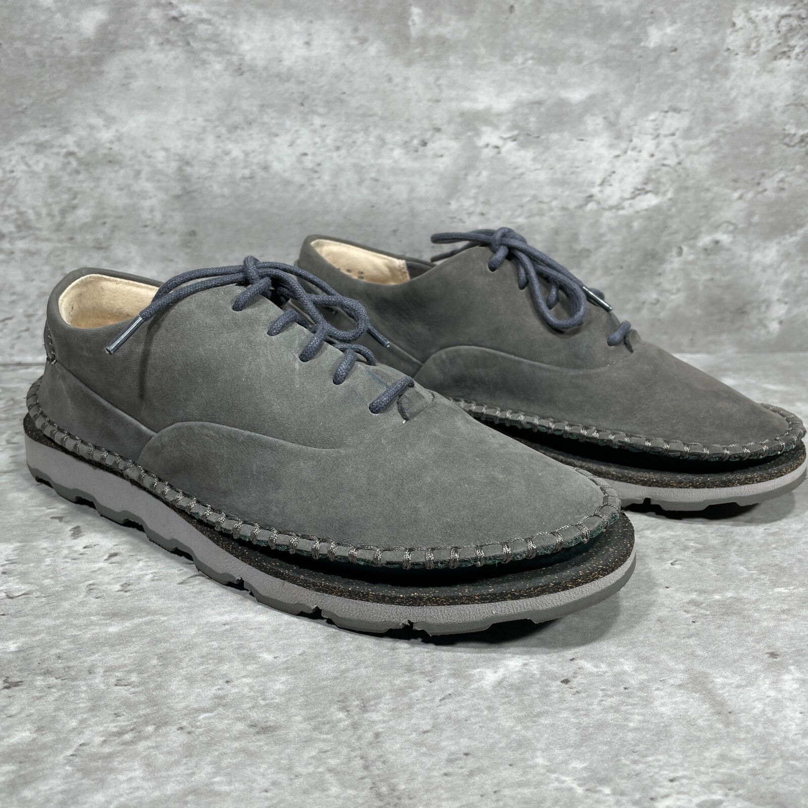 Clarks Flats Women's Shoes Size 7 M Gray Nubuck Lace Up Casual Comfort-image