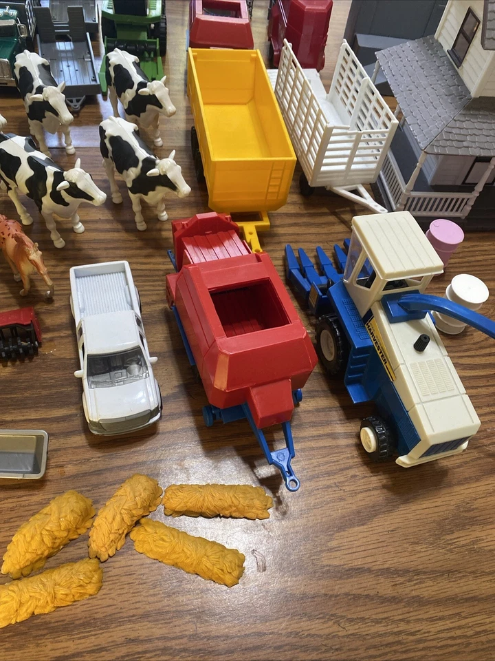 New Ray Plastic Farm Toys Lot Equipment Animals Dairy Cows - Image 3 of 4