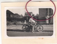 FOTO FOTO AUTO AUTOMOBILI VECCHIA MOTO MARCA DA DETERMINARE