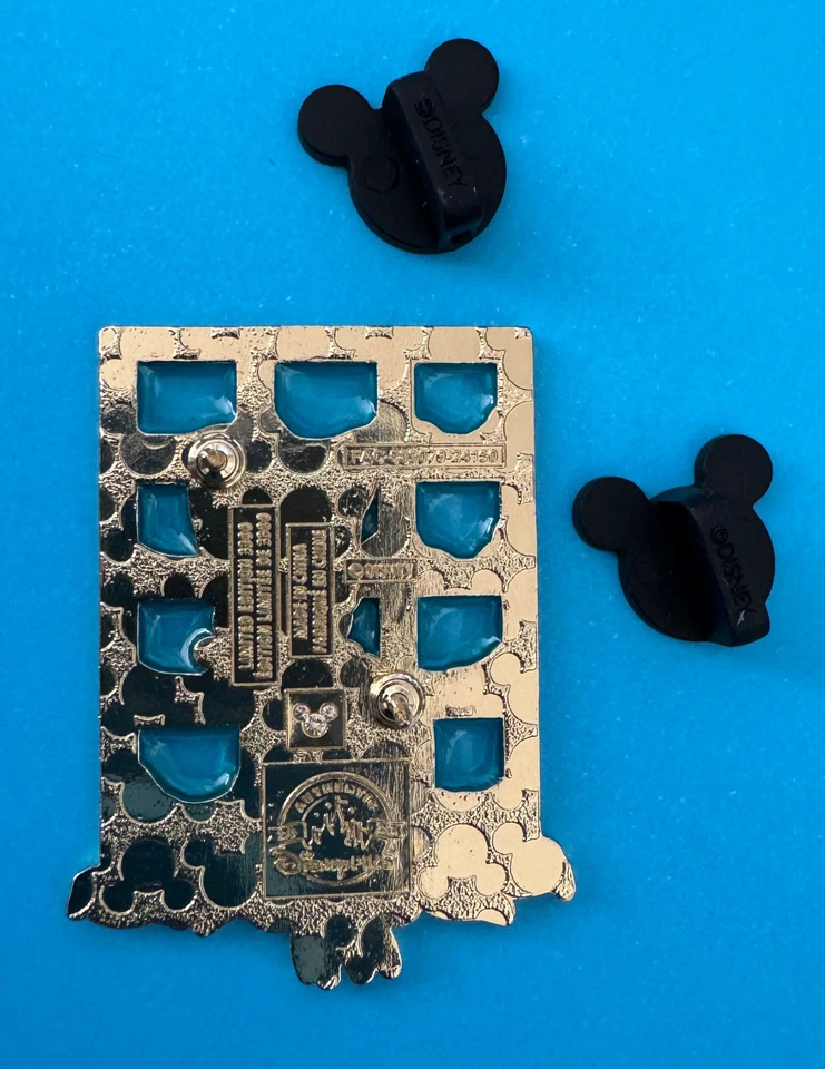 Pin Disney Holiday LE Mickey Christmas Carol calendário do advento 2024 DAISY DUCK - Imagem 2 de 4