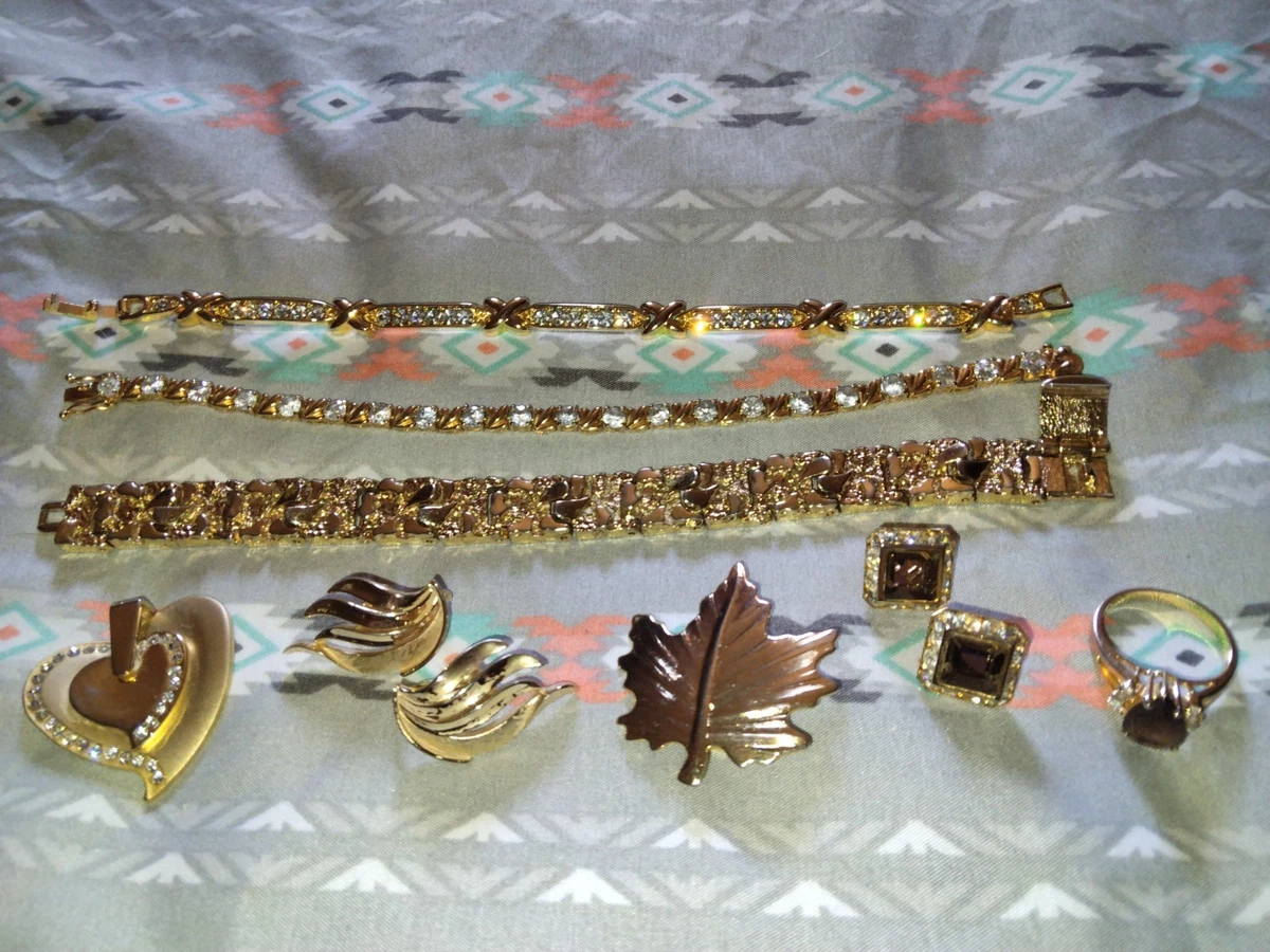 MONET TRIFARI ヴィンテージアクセサリーまとめ売り Vintage Trifari Jewelry for sale | eBay