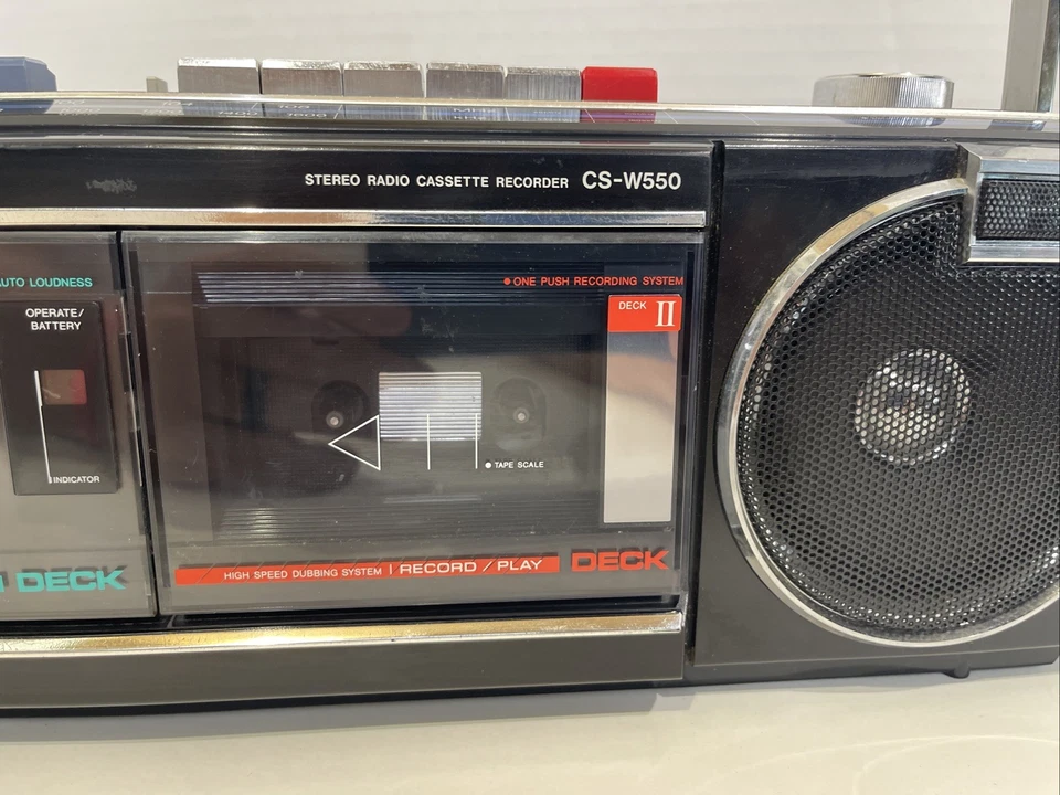 RARO! Gravador cassete rádio Boombox Aiwa Cs-w550 1980 preto funciona! - Imagem 4 de 4
