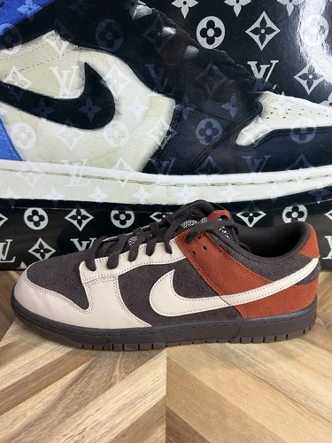 Nike Dunk Low « Red Panda » velours marron Sanddrift FV0395 200 Premium taille 13 NEUF