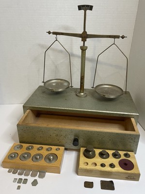 Old/VTG Collectable Equal Arm Balance Scale & Weights West Germany ''SOLD AS IS''