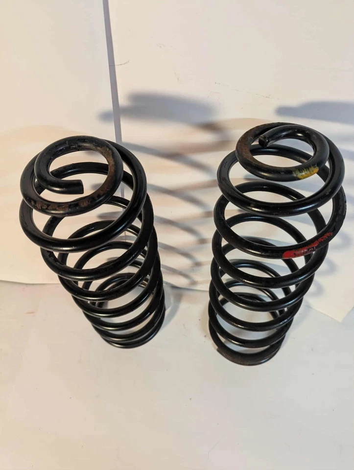 1994-2000 Volvo 850 S70 V70 (up to 2004 C70) REAR Coil Springs PAIR OEM FWD ONLY Foto 4 de 4