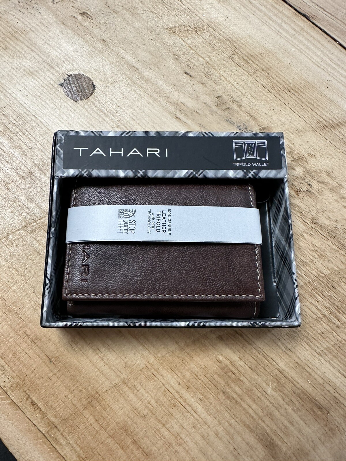 Foto 1 di 3
