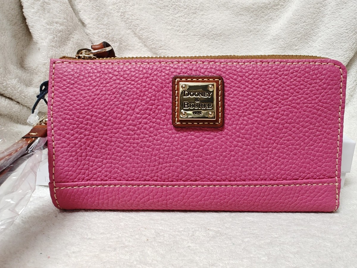 Dooney & Bourke Pebble Grain Folded Zip Wristlet Clutch Wallet Hot