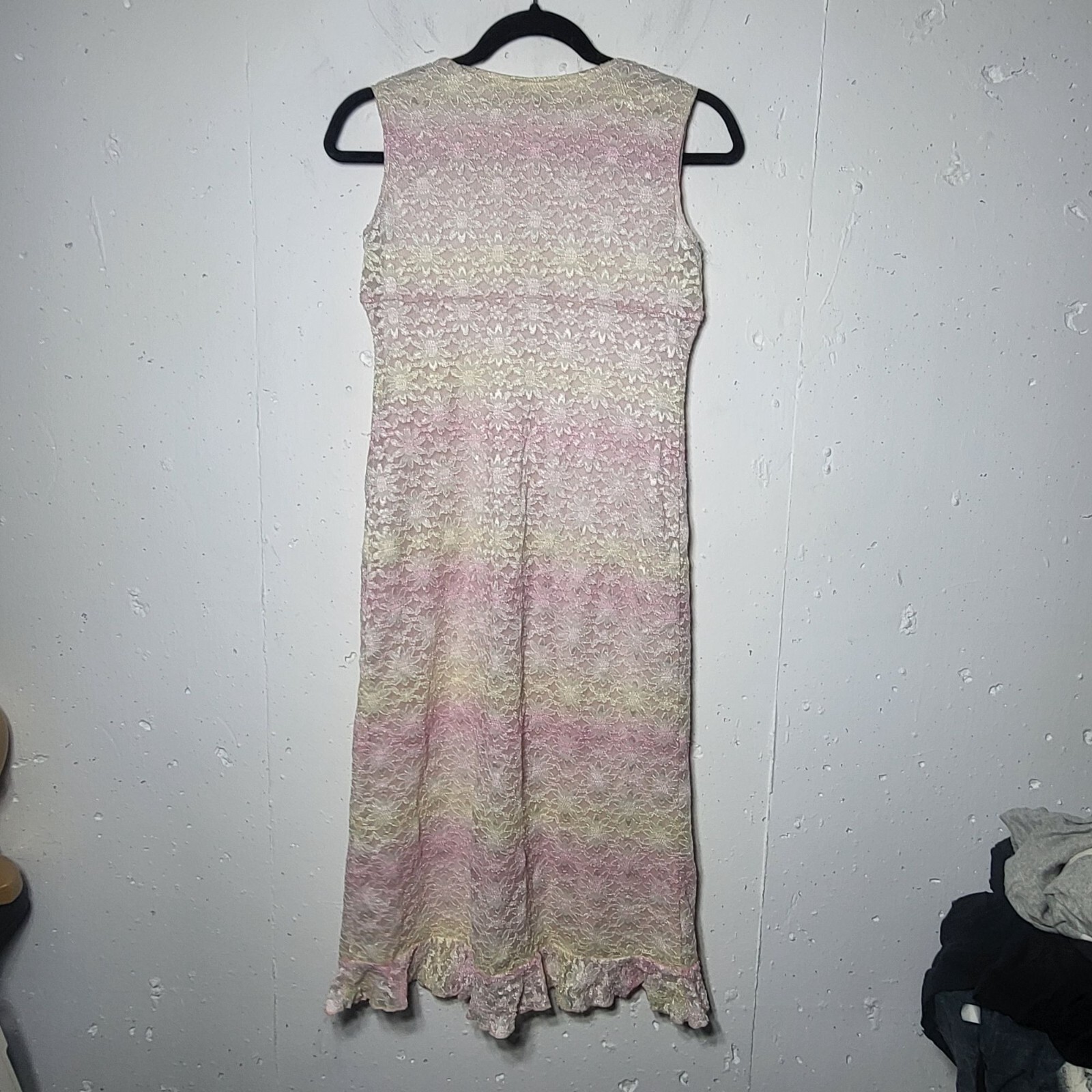 Picture 2 of 10