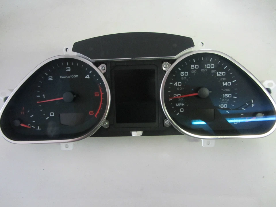 Audi Q7 4L Kombiinstrument USA Tacho MFA 4L0 920 981 J 4L0920981J Original - Bild 1 von 1