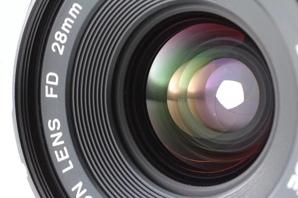 [MINT w/ Hood] Canon New FD 28mm f2.8 NFD Wide Angle Lens for AE-1 A-1 F-1 JAPAN - Image 4 of 4