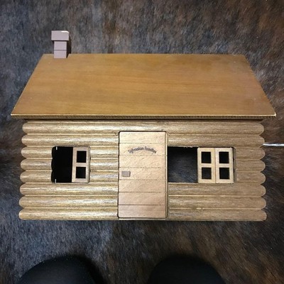 SYLVANIAN FAMILIES EARLY Version Wooden Log Cabin House Early Model Dollhouse