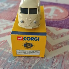 Corgi Volkswagen Transporter Van 1966 Nescafé blanc, camion de livraison