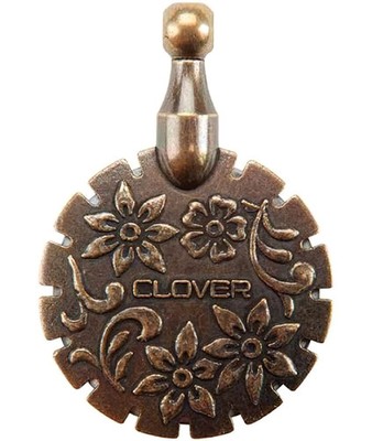 Clover Thread Cutter Pendant Antique Gold