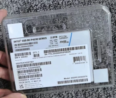 Intel DC P4510 Series 2TB SSD 2.5" PCIe NVME State Solid Drive SSDPE2KX020T8 - Bild 1 von 2