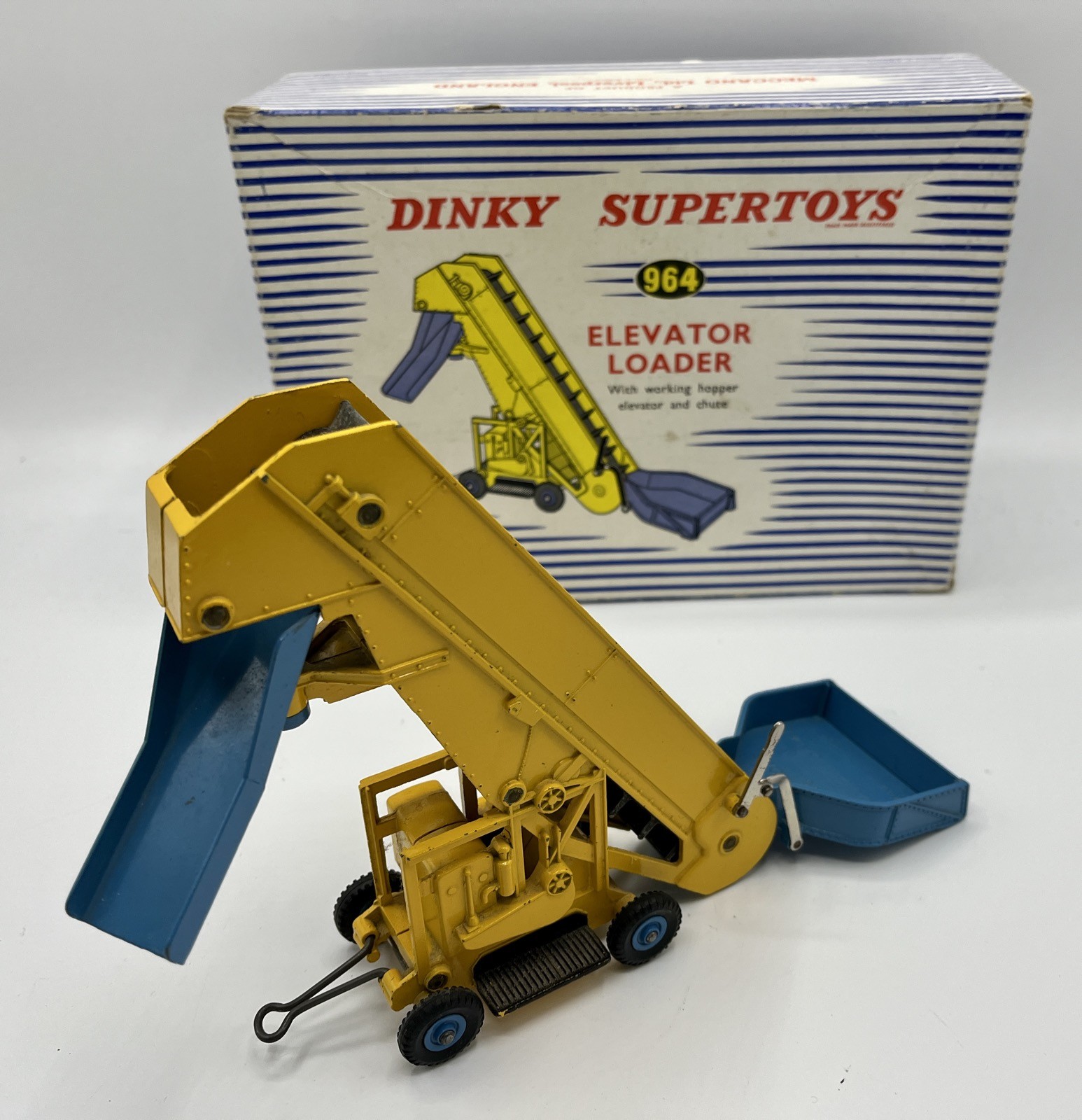 Dinky Toys GB N°964 Elevator Loader - Excavateur Jaune échelle 1:43 - Peu Joué