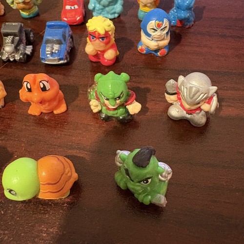 Squinkies Konvolut Lot 31 zufällige Autos McQueen Wrestler Monster Schildkröte - Bild 6 von 11