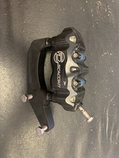 Kit Pinza Radiale Destra Discacciati Anteriore Nera 330 Mm Per Harley Davidson