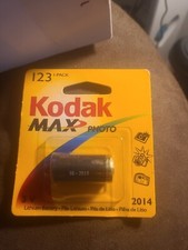 Kodak Photo Lithium Batteries 5 Total dated 2014