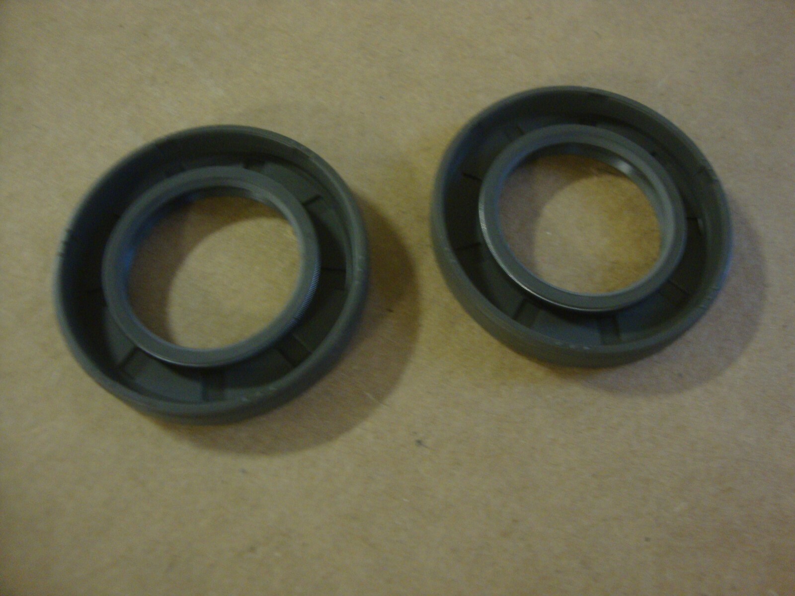 BIG DOG MOTORCYCLES FRONT WHEEL BEARING DUST SEAL SET 200311 MODELS K9 CHOPPER eBay