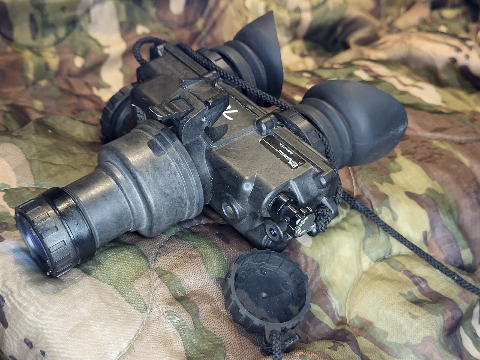 LITTON AN/PVS7D PVS7D NIGHT VISION GOGGLES NVG NODS NOD OPTICS