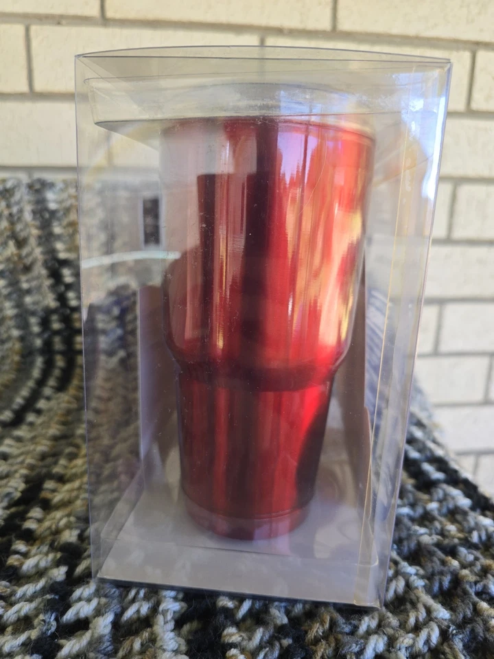 Paquete de 2 vasos aislantes Member's Mark 30 oz doble pared SS con tapa - rojo Foto 3 de 3