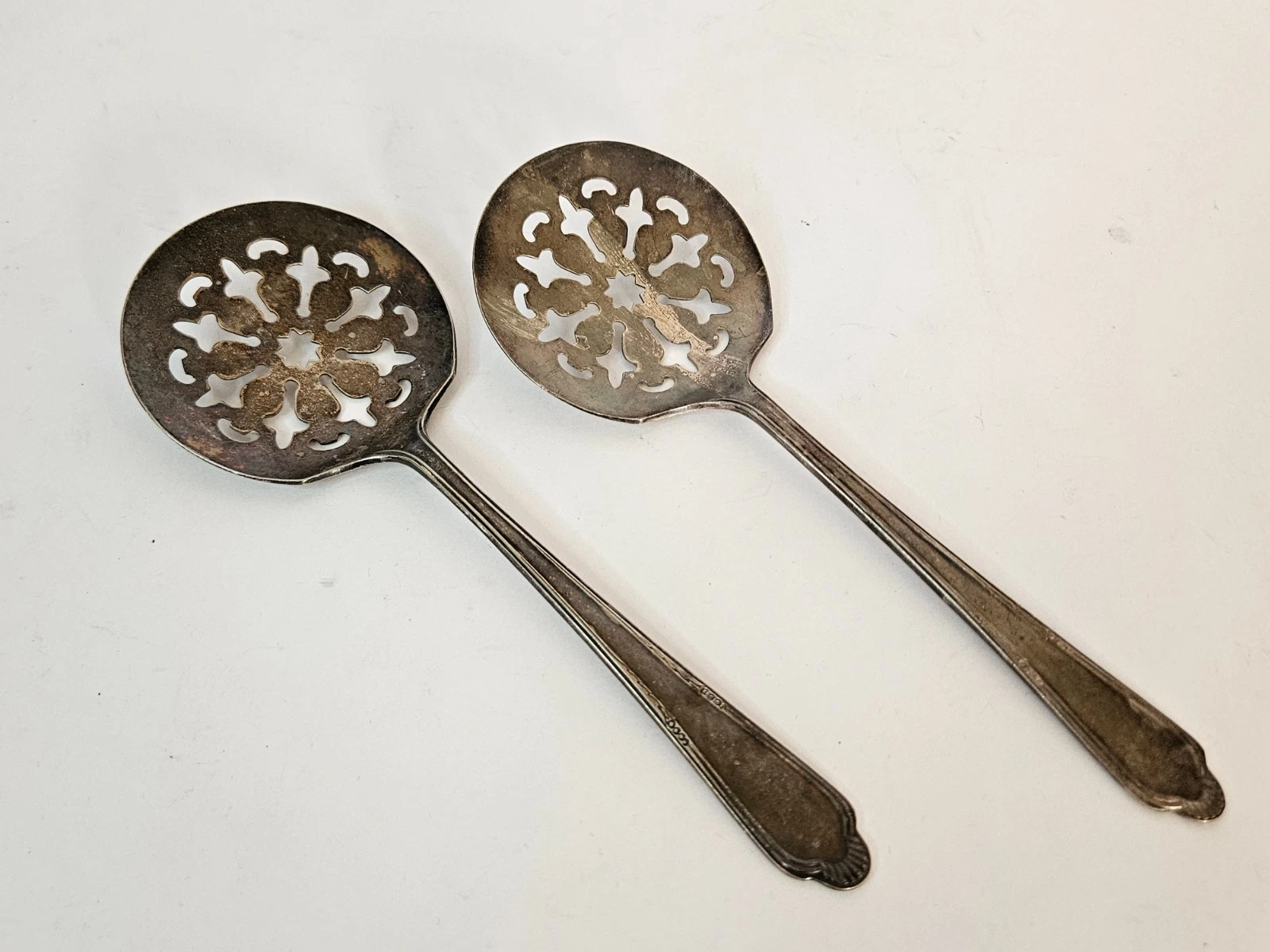 Vintage Wm Rogers Original Rogers Slotted Serving Spoon Pair