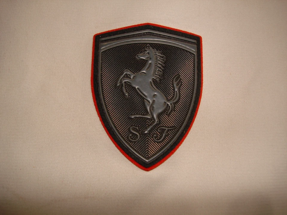 Cochecito Cybex Platinum MIOS FERRARI crema, rojo, negro usado en excelente estado Foto 2 de 4