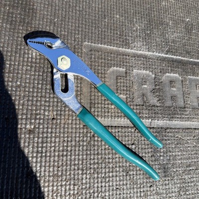 Diamond Tools USA 8  Arc Joint Plier Shiny Chrome Groove Joint HL18 Duluth 