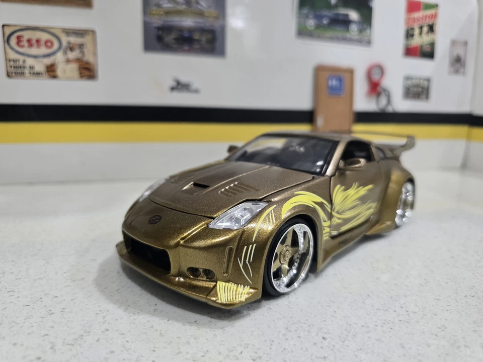 Fast & Furious Tokio Drift 1:24 Scale Morimoto's Nissan 350Z Custom - Image 2 of 4
