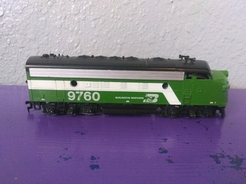 Locomotora Athearn escala HO F7A Burlington Northern 9760 3029 de colección | Zustand: Used