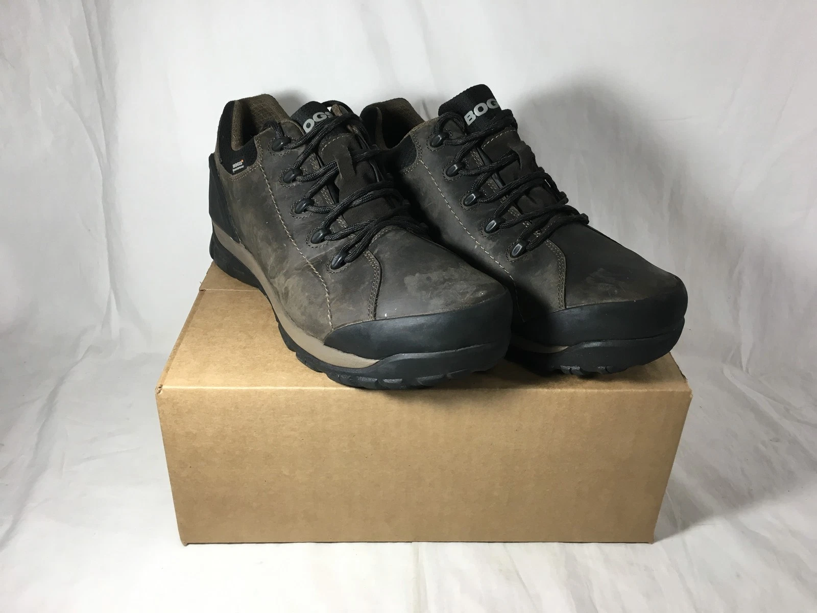 Bogs Foundation Leather Low Soft Toe Men's Shoes, Brown, M12